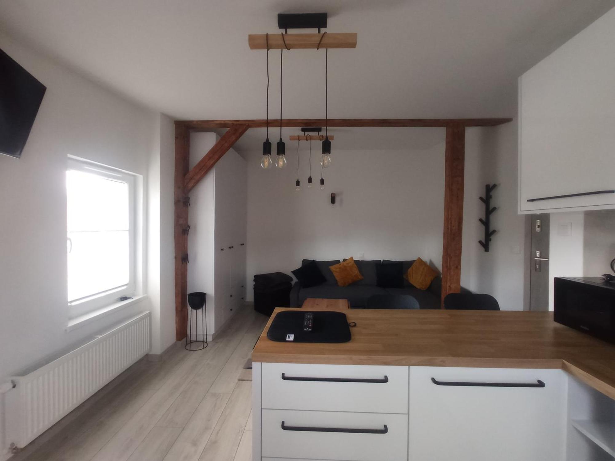 Apartament Wolnosci Jelenia Gora Ruang foto